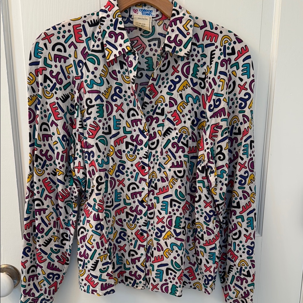 1980’s Vintage multi-color “CollegeTown” brand snap up Blouse, Sz 3/4